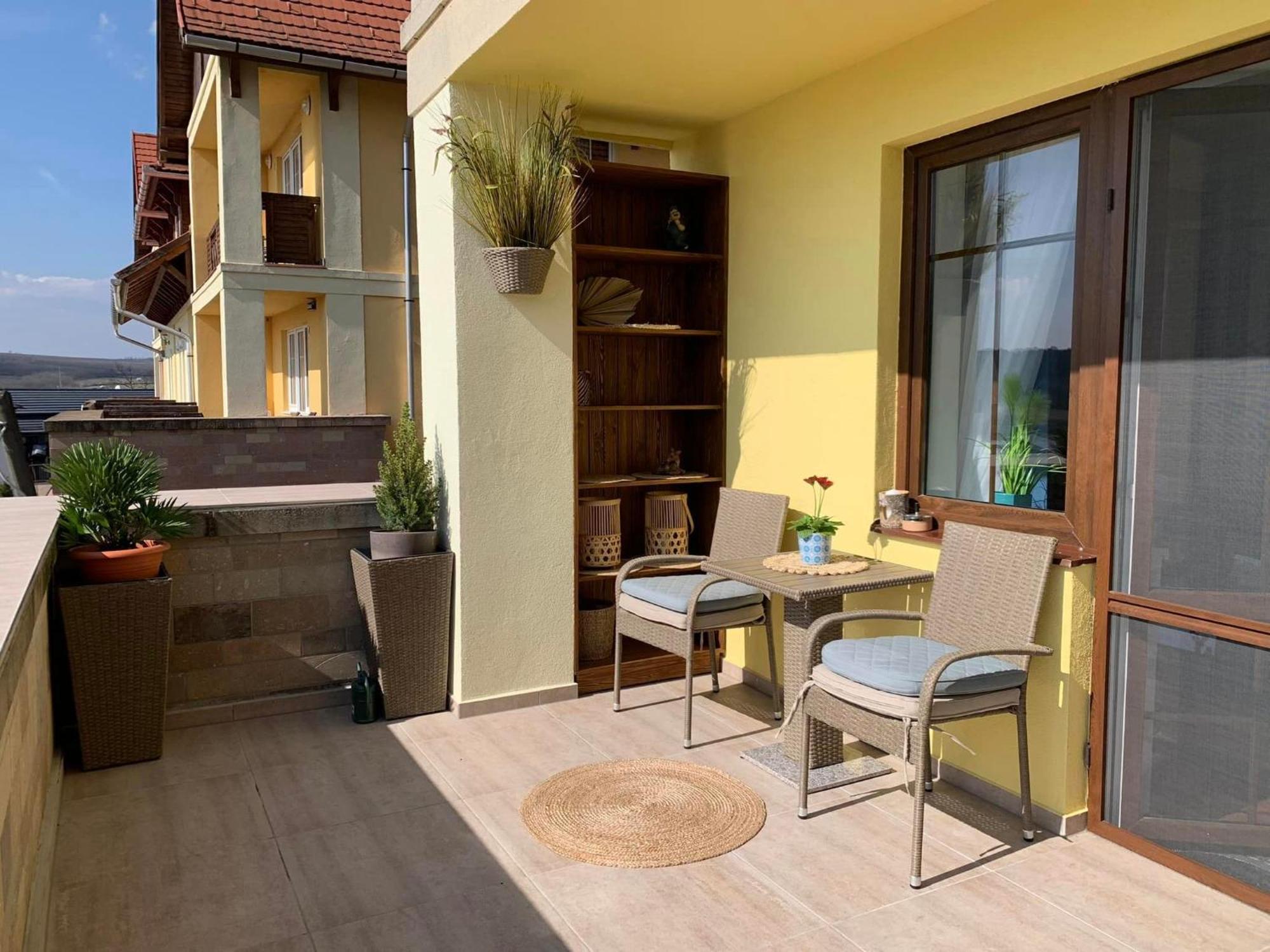 Sovirag Apartman Egerszalók Εξωτερικό φωτογραφία